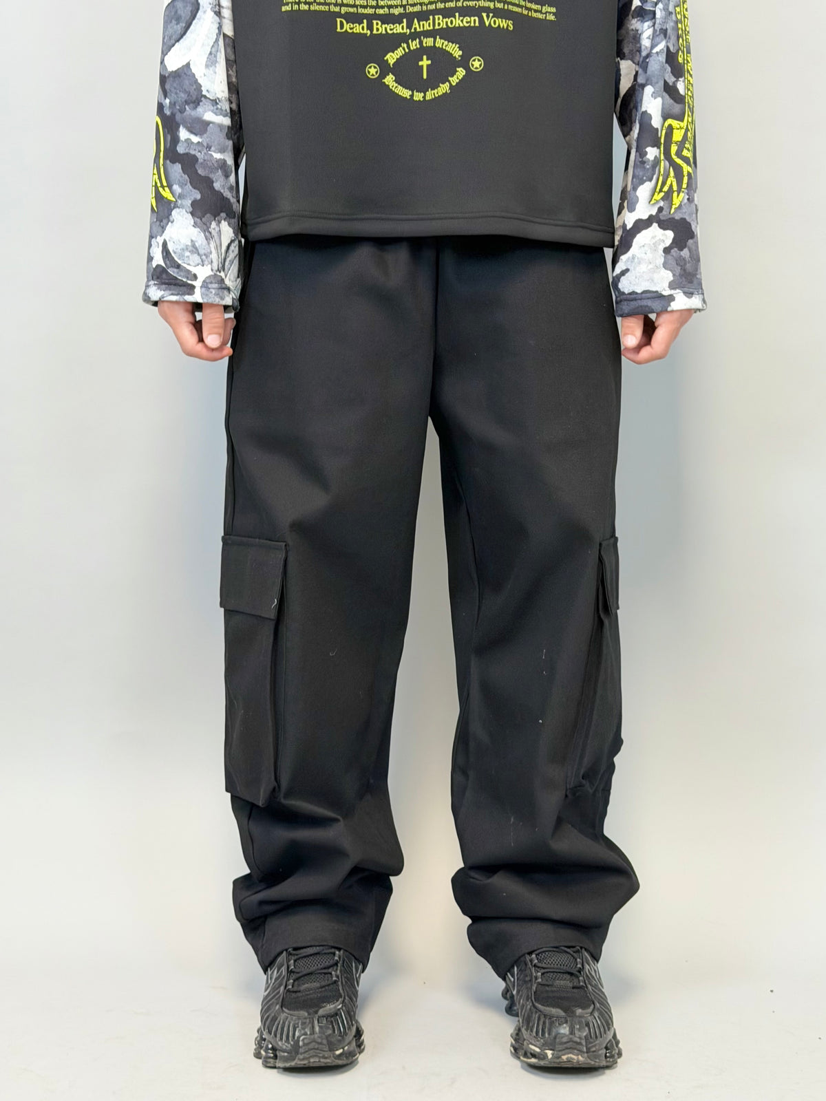 CARGO BLACK CIRCUS