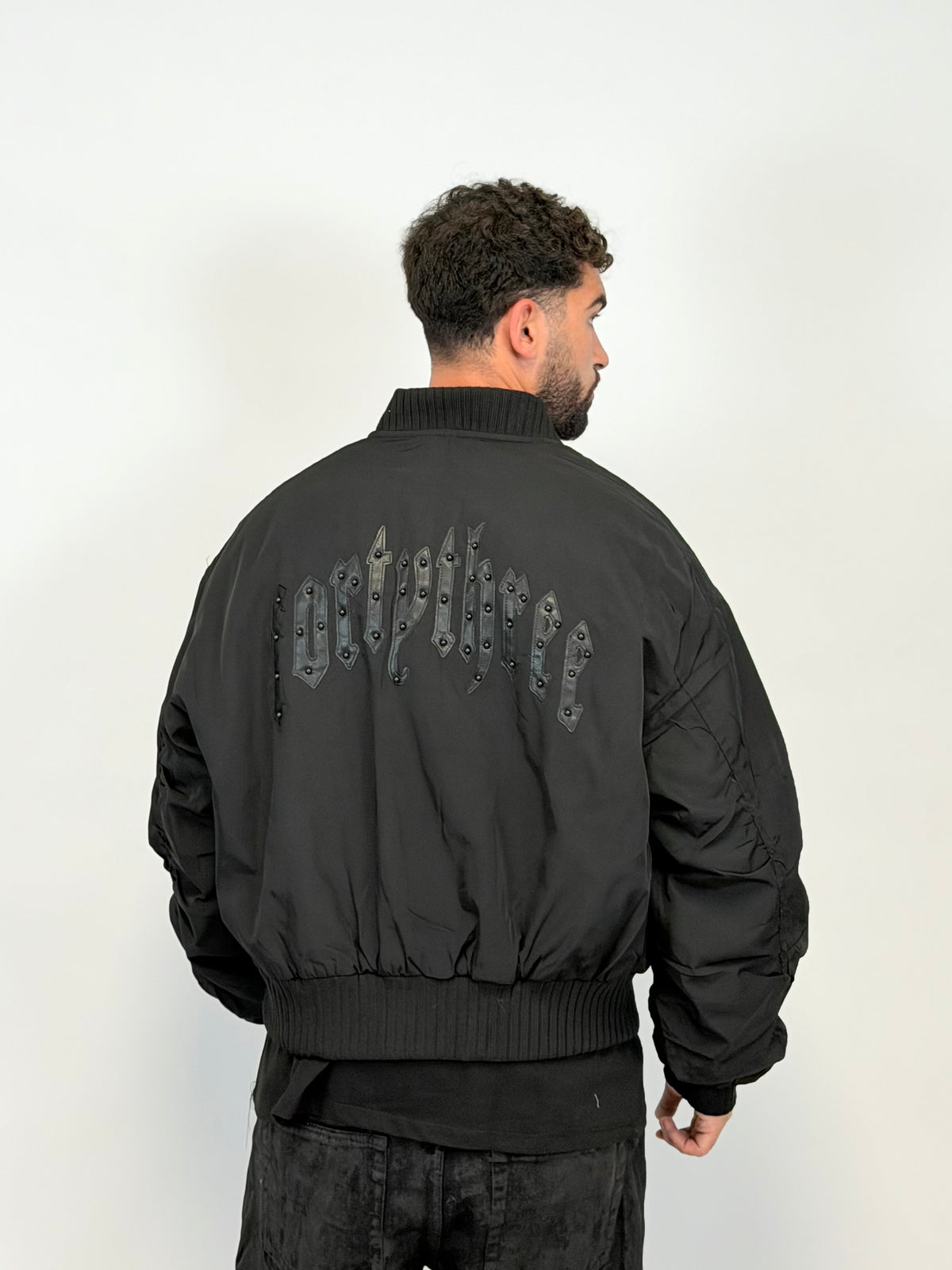 BOMBER CROP